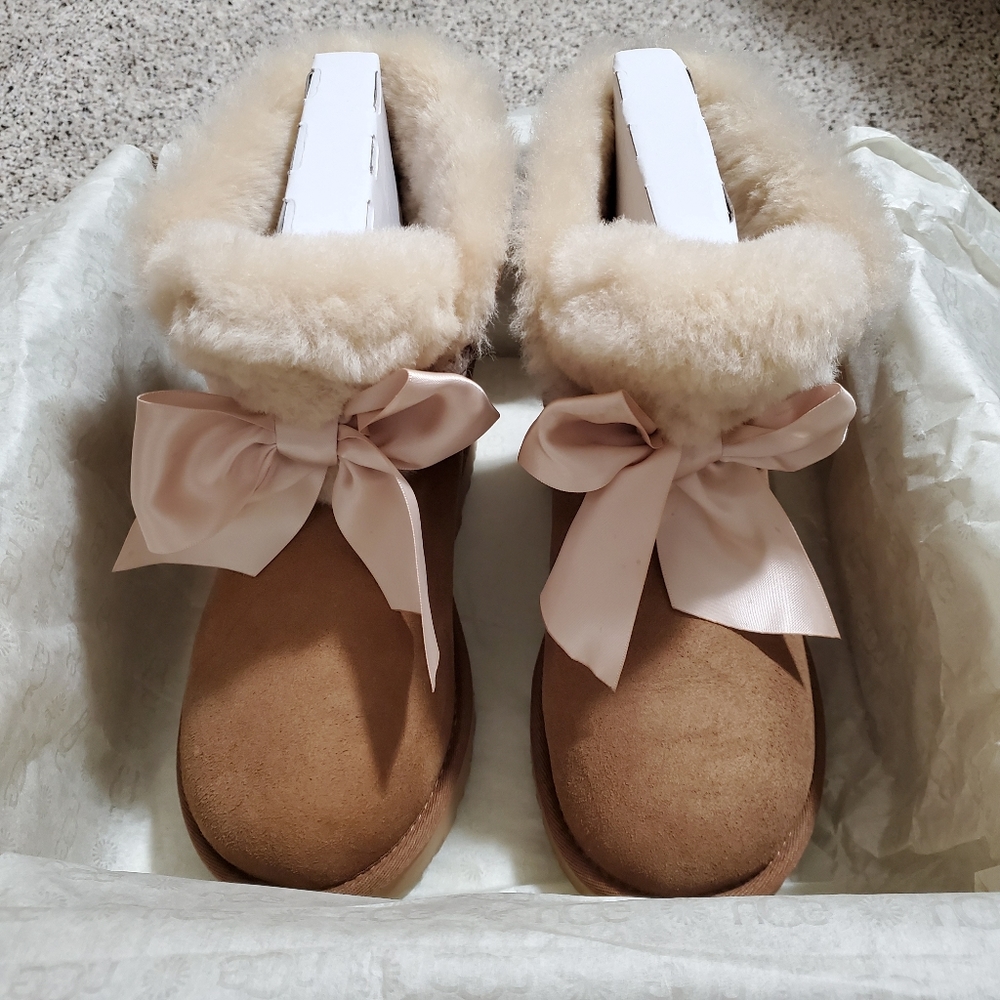 UGG Gita Bow Mini